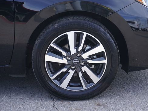 Used 2024 Nissan Versa SV image 13