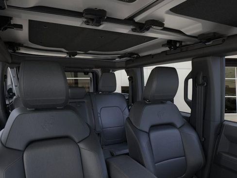 New 2026 Ford Bronco Badlands AWD/4WD image 16
