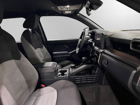 Used 2025 Toyota 4Runner TRD Off-Road image 16