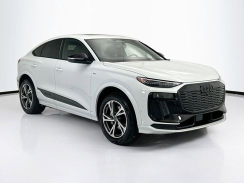 New 2027 Audi Q6 e-tron Premium Plus AWD/4WD image 3