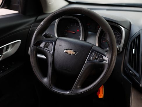 Used 2013 Chevrolet Equinox LS image 26