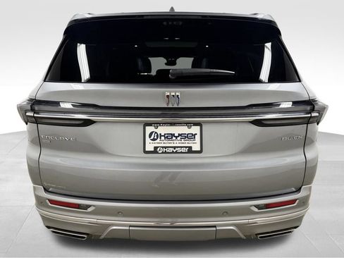 Certified 2026 Buick Enclave Avenir w/ Super Cruise Package AWD/4WD image 10