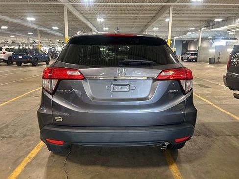 Used 2021 Honda HR-V EX-L image 3