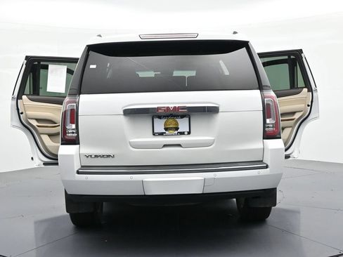 Used 2016 GMC Yukon Denali w/ Open Road Package AWD/4WD image 28