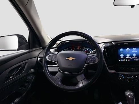 Used 2020 Chevrolet Traverse LT w/ Driver Confidence II Package image 23