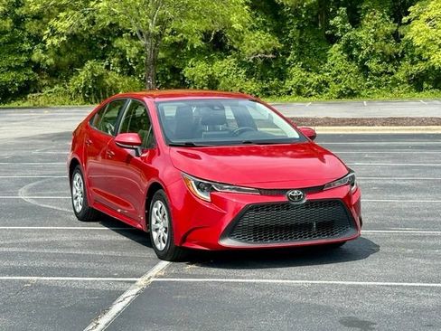 Used 2020 Toyota Corolla LE FWD image 11