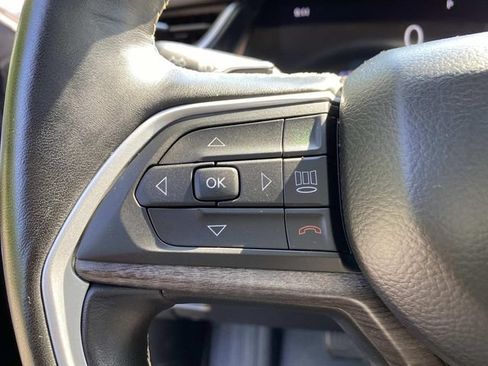 Used 2021 Jeep Grand Cherokee L Limited AWD/4WD image 14