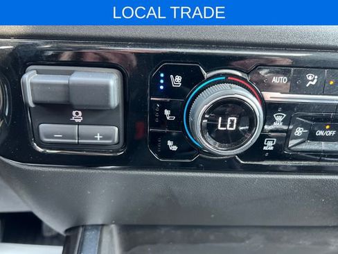 Certified 2022 Chevrolet Silverado 1500 LTZ w/ LTZ Premium Package AWD/4WD image 30