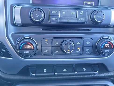 Used 2018 GMC Sierra 1500 SLE w/ SLE Value Package image 11