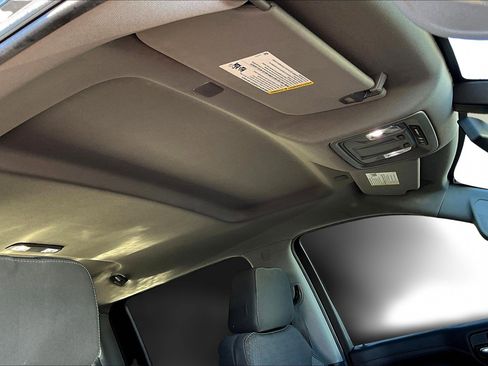 Used 2022 Chevrolet Silverado 1500 LT Trail Boss image 19