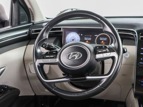 Used 2022 Hyundai Tucson SEL w/ Convenience + Premium Package FWD image 12