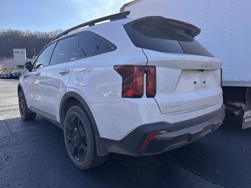 Used 2024 Kia Sorento SX image 4