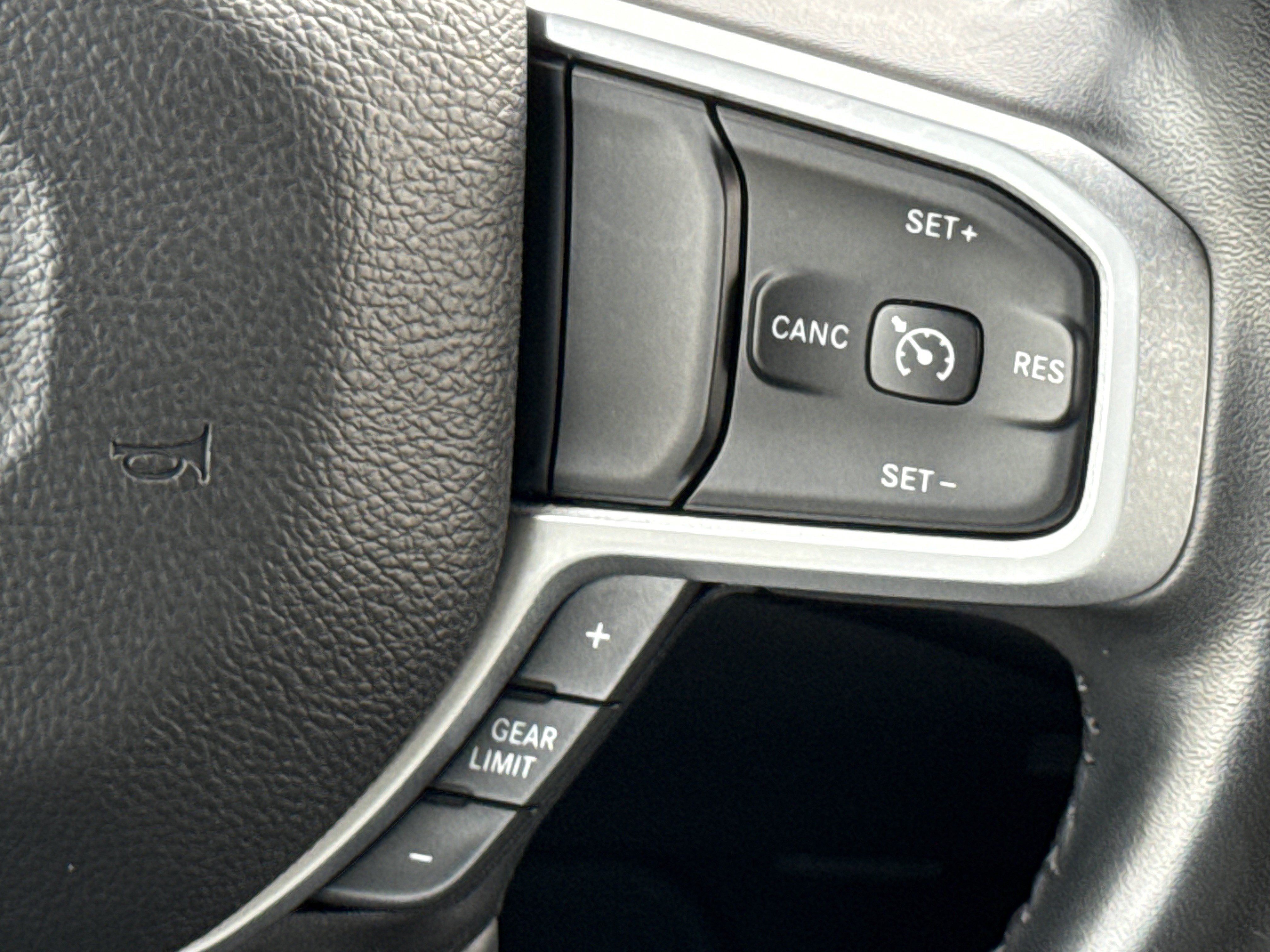 Used 2023 RAM 1500 Big Horn AWD/4WD image 19