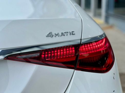 Used 2022 Mercedes-Benz S 500 4MATIC image 11