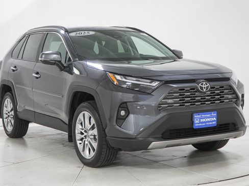 Used 2025 Toyota RAV4 Limited w/ Weather Package AWD/4WD image 15