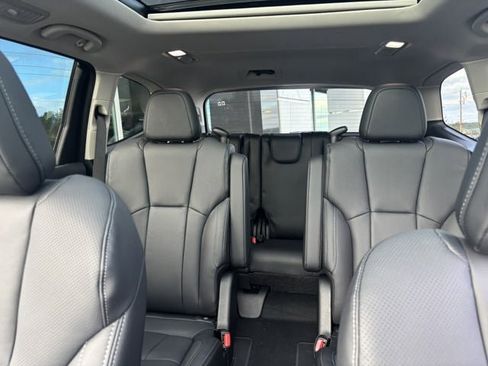 New 2025 Subaru Ascent Limited image 86