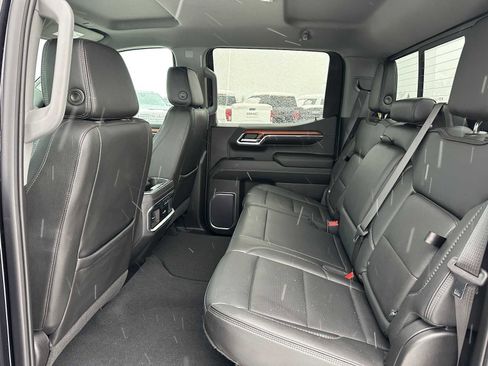 Used 2023 GMC Sierra 1500 Denali w/ Technology Package image 17