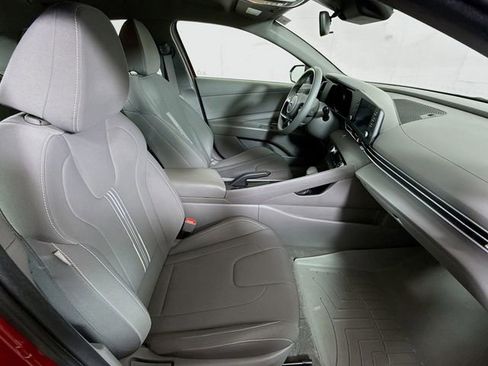 Used 2023 Hyundai Elantra SEL w/ Preferred Accessory Package image 26
