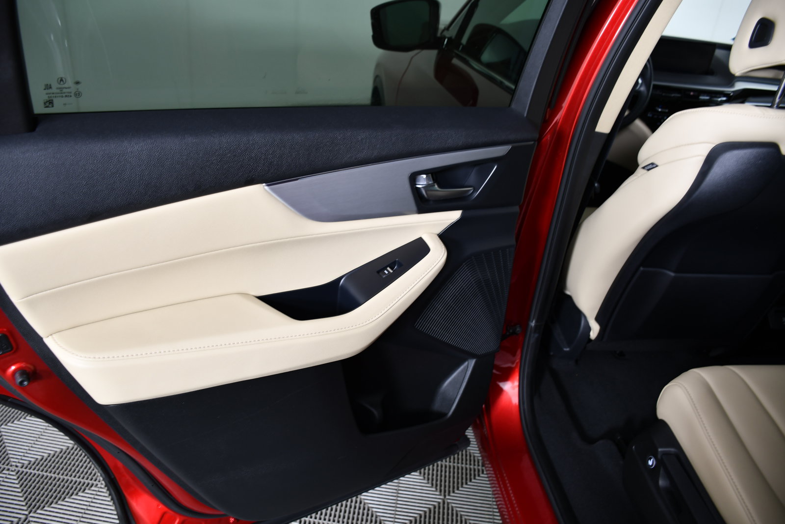 Certified 2023 Acura MDX SH-AWD image 46