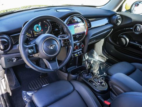 Used 2022 MINI Cooper SE FWD image 11