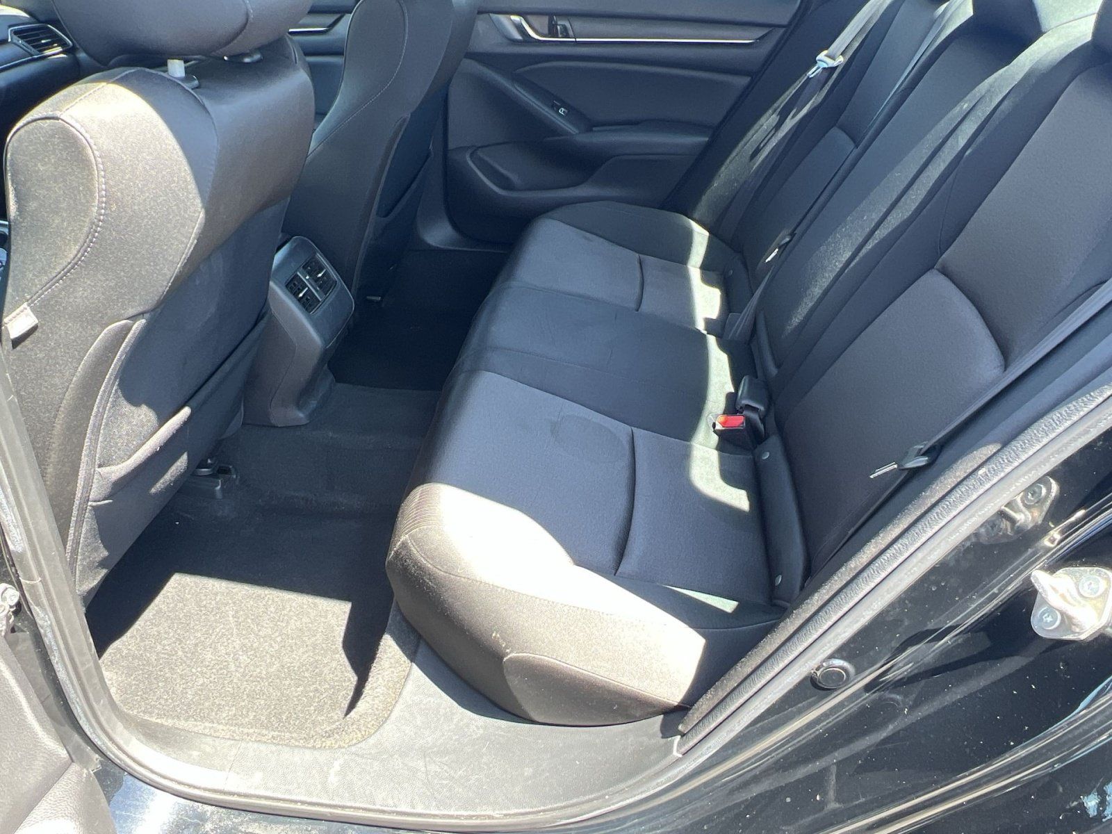 Used 2019 Honda Accord EX image 23