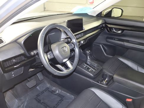 Used 2023 Honda CR-V EX-L image 2