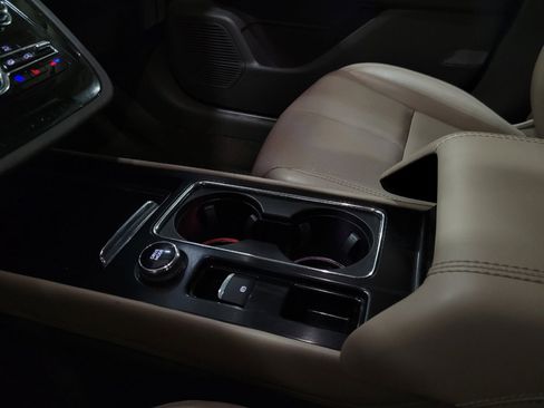 Used 2021 Lincoln Corsair AWD w/ Equipment Group 101A image 26