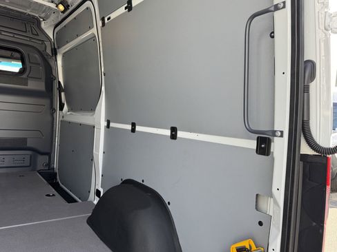 New 2025 Mercedes-Benz Sprinter 2500 image 14