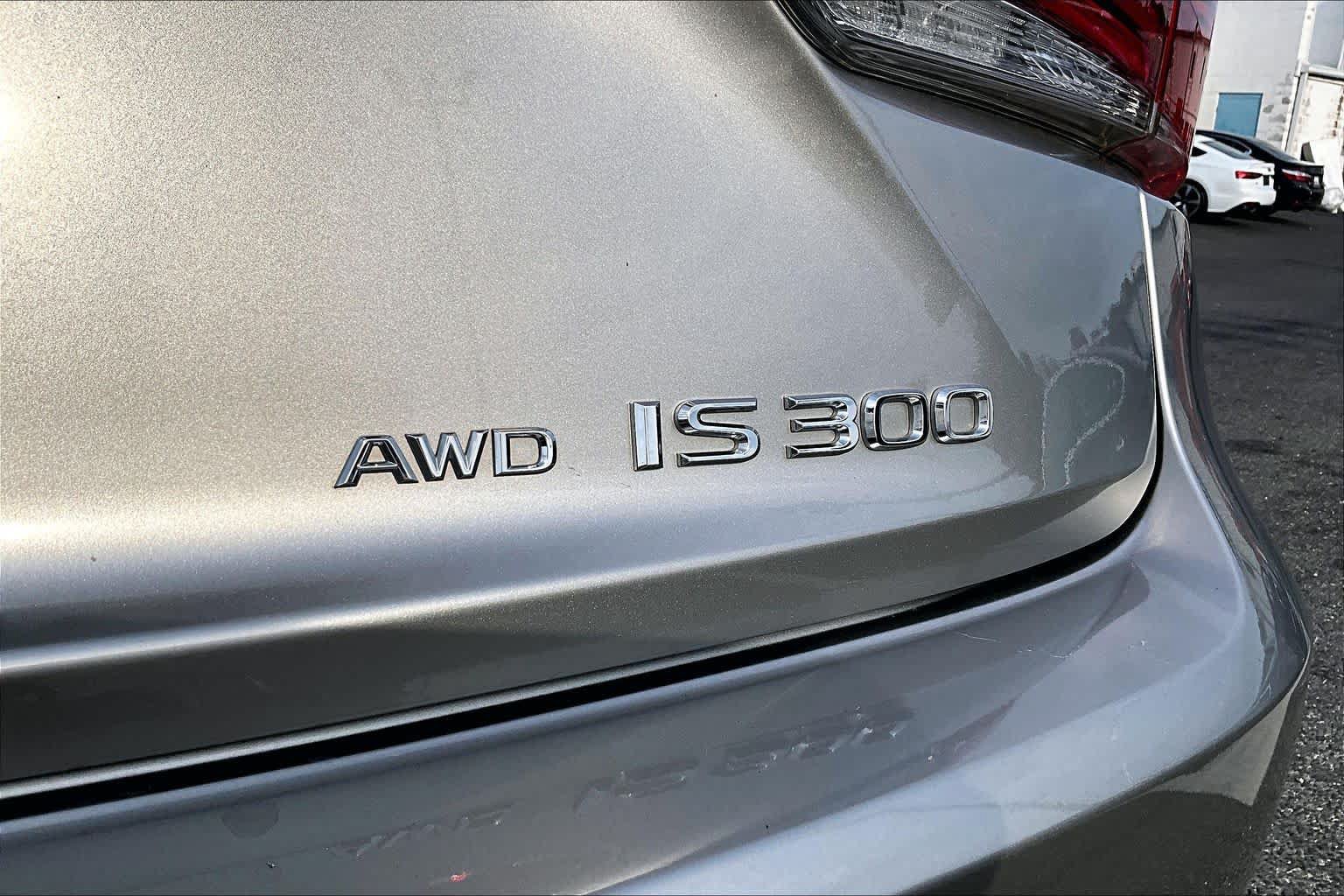 Used 2017 Lexus IS 300 F Sport w/ F Sport Package AWD/4WD image 10