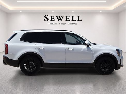 Used 2022 Kia Telluride SX w/ SX Prestige Package AWD/4WD image 5
