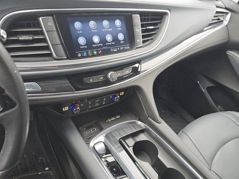 Used 2023 Buick Enclave Essence w/ LPO, Touring Package image 30
