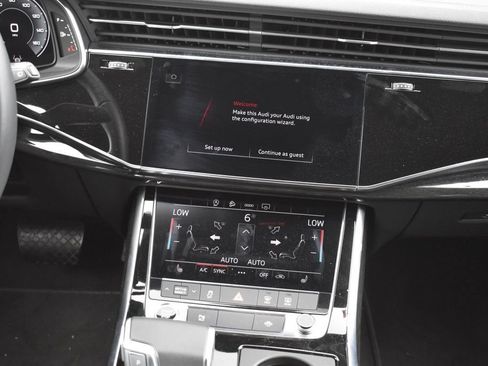 Used 2025 Audi Q7 2.0T Premium AWD/4WD image 13