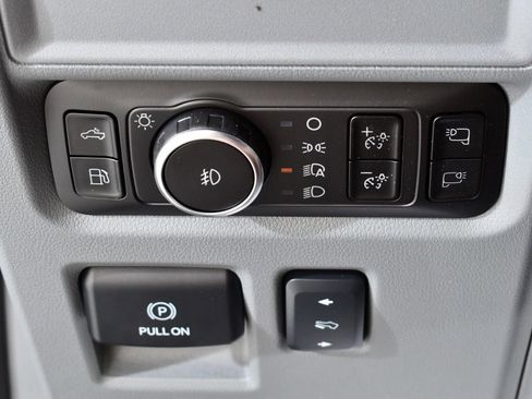 New 2025 Ford F150 Lariat w/ Equipment Group 502A High image 35