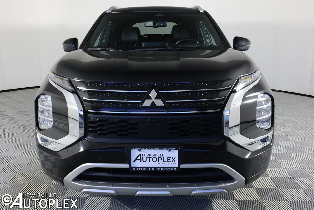 Used 2022 Mitsubishi Outlander SEL FWD image 2