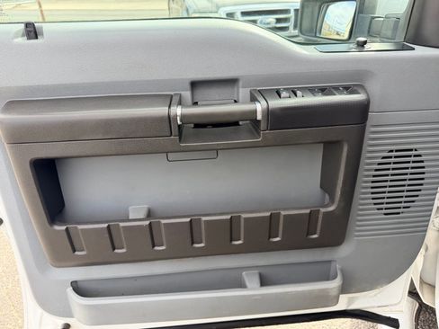 Used 2012 Ford F250 XL w/ PWR Equipment Group image 18