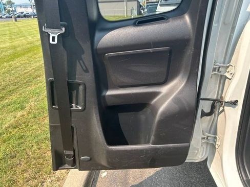 Used 2019 Toyota Tacoma SR RWD image 30