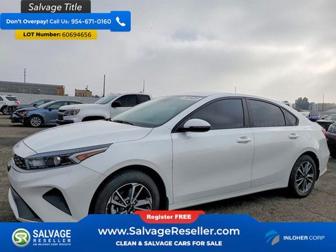 Used 2024 Kia Forte LXS w/ LXS Technology Package FWD image 1