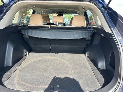 Used 2021 Toyota RAV4 XLE FWD image 8