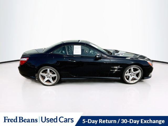 Used 2014 Mercedes-Benz SL 550 image 12
