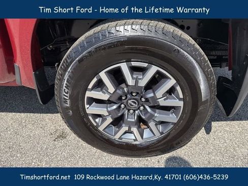 Used 2024 Nissan Frontier SL image 10