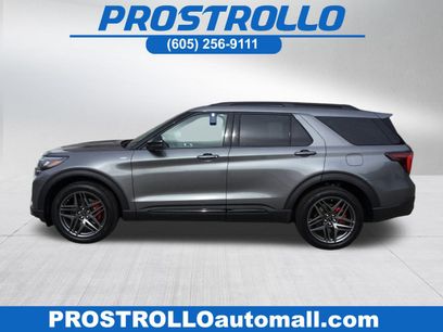 New 2026 Ford Explorer ST-Line w/ ST-Line Street Pack