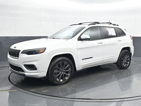 Used 2020 Jeep Cherokee High Altitude image 2