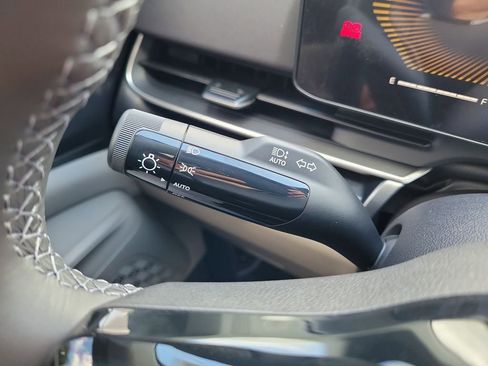 New 2026 Kia Carnival FWD image 27