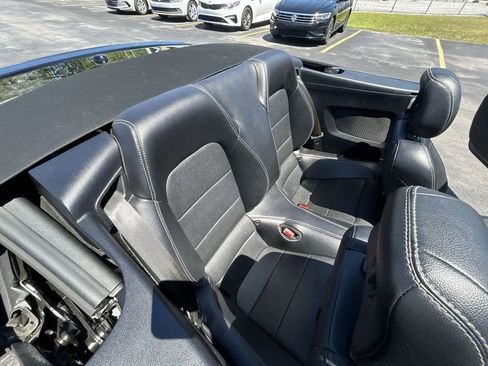 Used 2019 Ford Mustang Premium RWD image 21