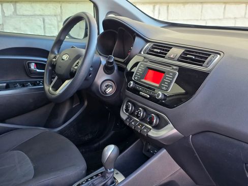 Used 2016 Kia Rio LX image 16