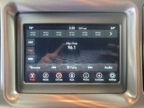 Used 2019 Dodge Challenger SXT w/ Blacktop Package image 25