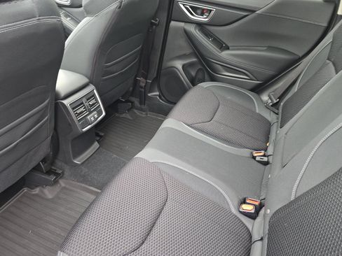 Used 2020 Subaru Forester Premium AWD/4WD image 12