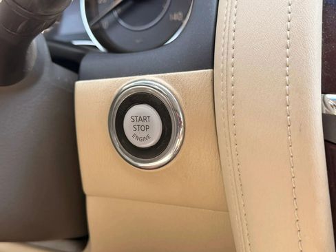 Used 2017 INFINITI QX80 4WD w/ Deluxe Technology Package image 25