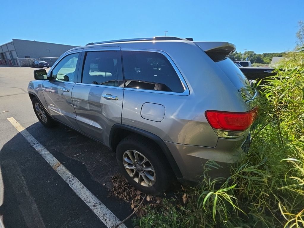 Used 2015 Jeep Grand Cherokee Limited w/ Trailer Tow Group IV AWD/4WD image 8