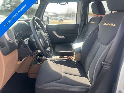 Used 2013 Jeep Wrangler Unlimited Sahara w/ Connectivity Group image 9